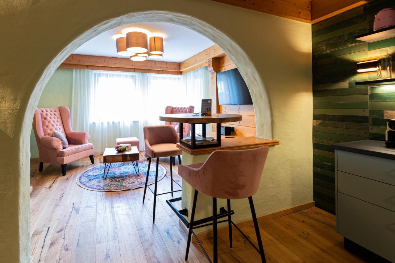 Lechlife Travelhouse Aparthotel Reutte Exterior photo