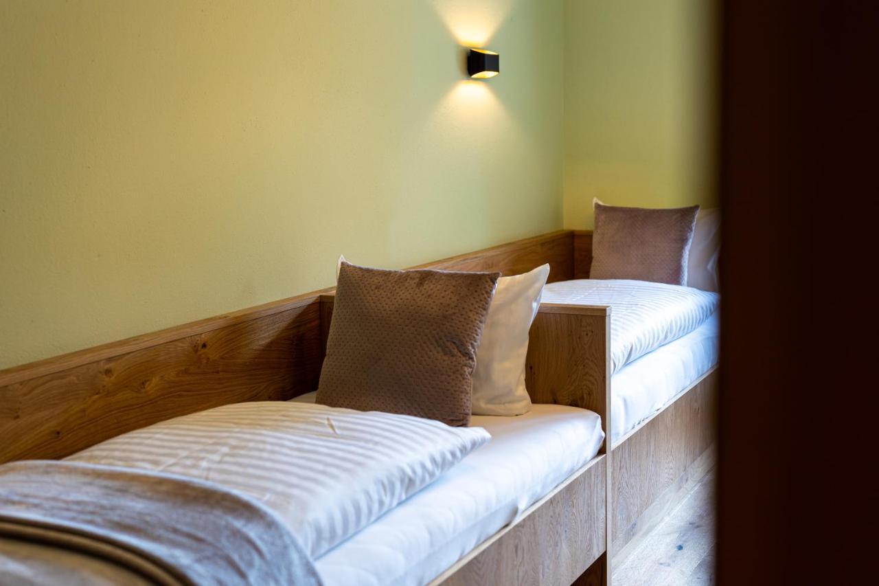 Lechlife Travelhouse Aparthotel Reutte Exterior photo