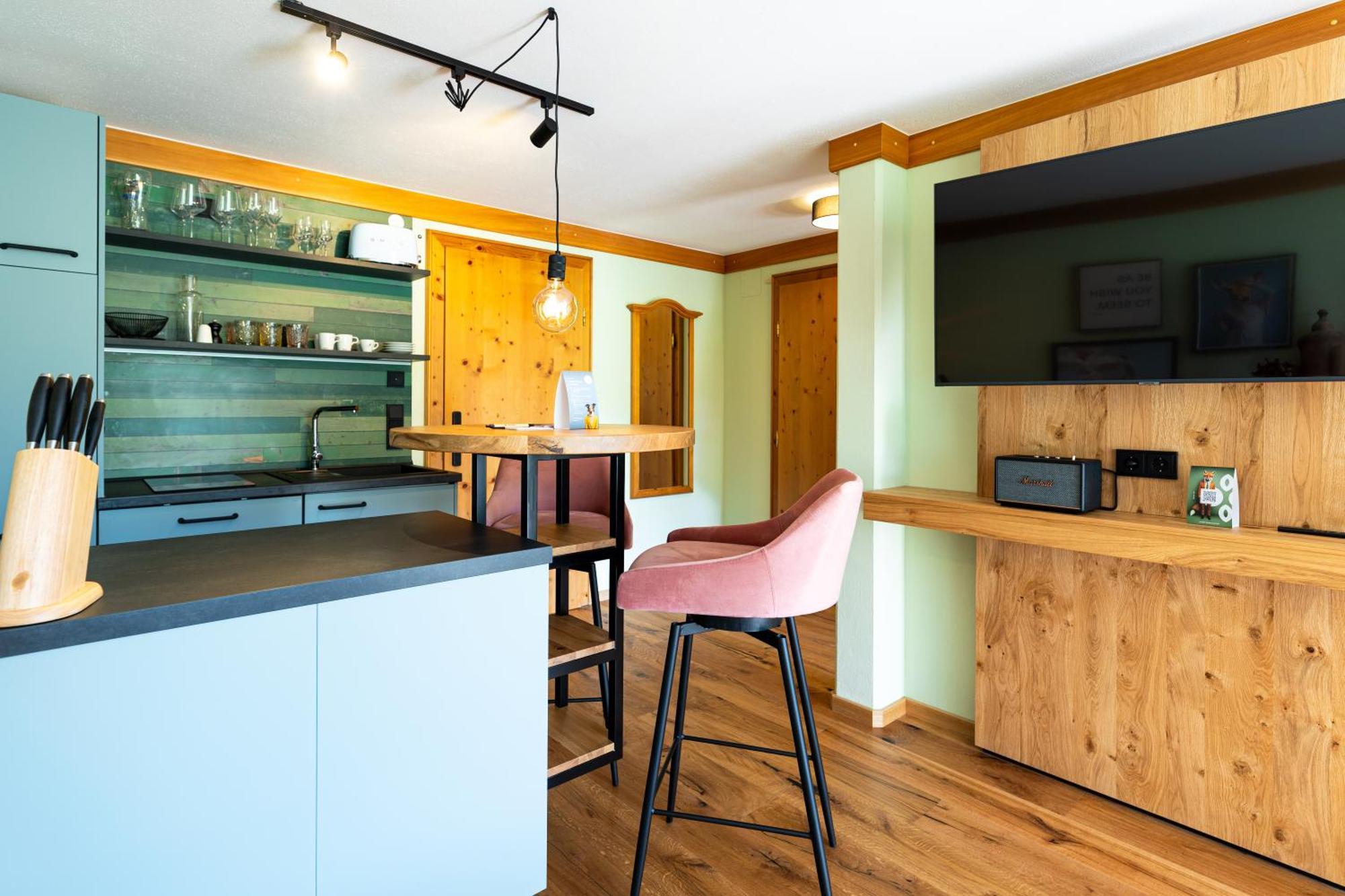 Lechlife Travelhouse Aparthotel Reutte Exterior photo